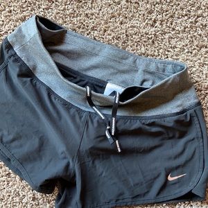 Nike dri fit, Black short, running shorts XS